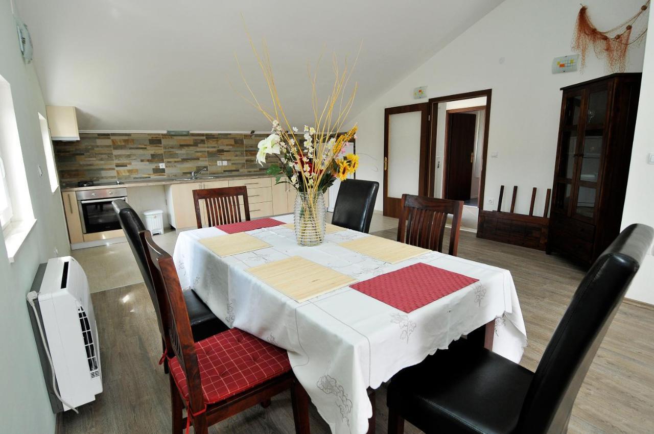 Apartment Fiorenini 2 Млини Екстер'єр фото